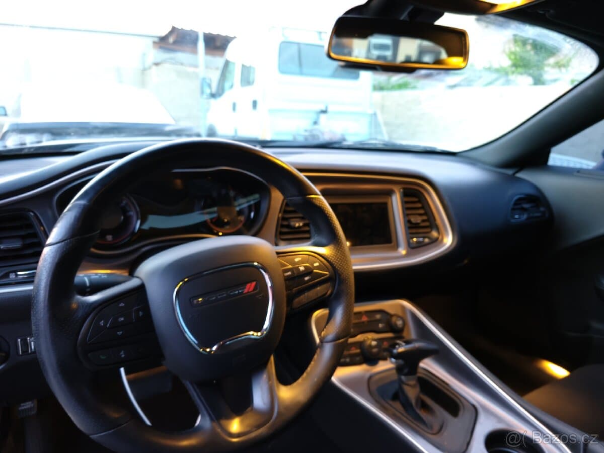 2020 Dodge CHALLENGER - 3
