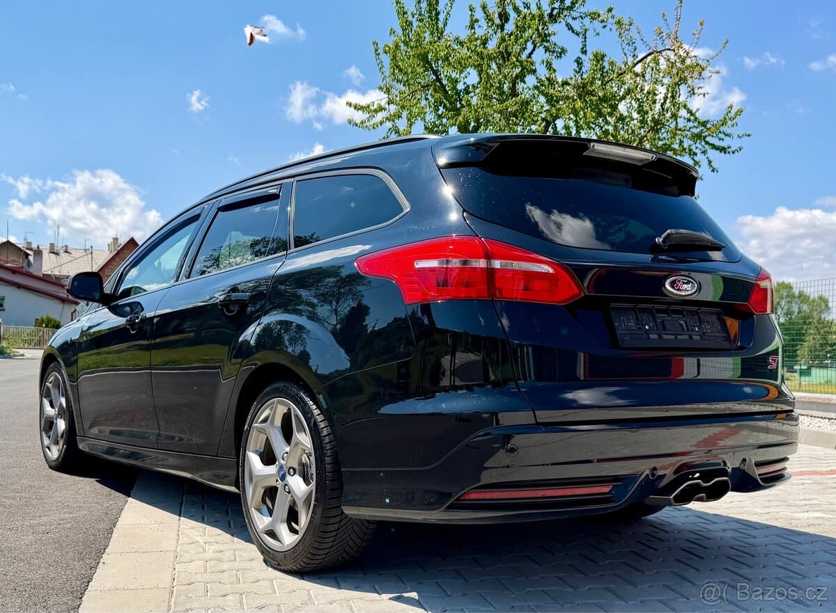 2015 Ford FOCUS - 3