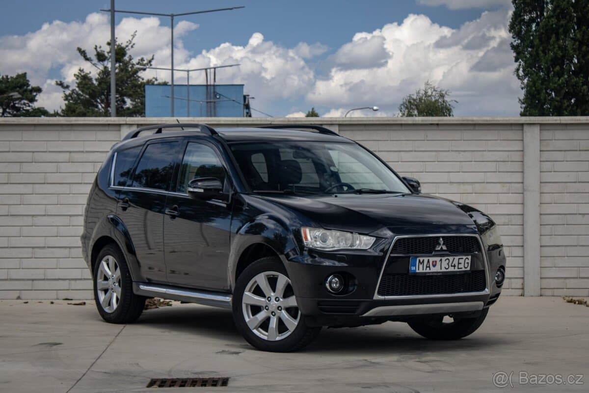 2011 Mitsubishi OUTLANDER - 3