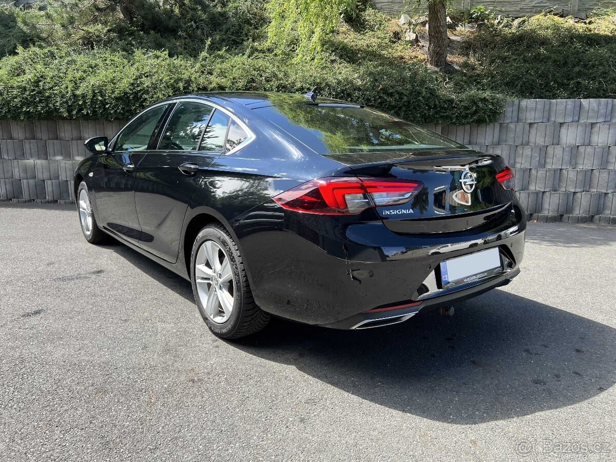 2021 Opel INSIGNIA - 3