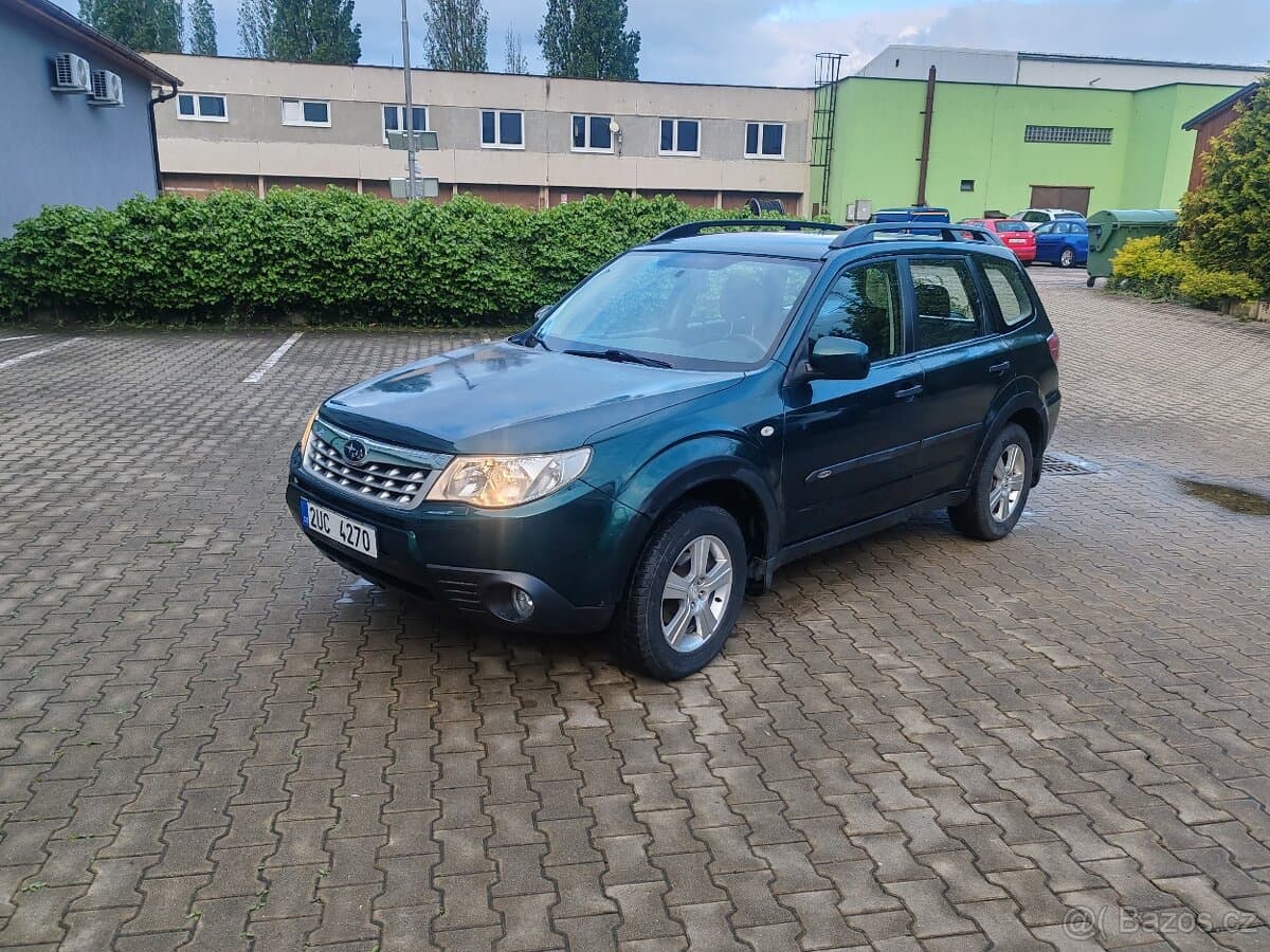 2011 Subaru FORESTER - 3