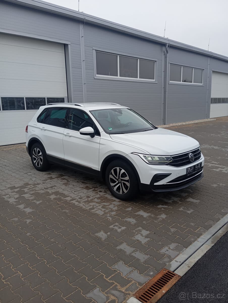 2021 Volkswagen TIGUAN - 3