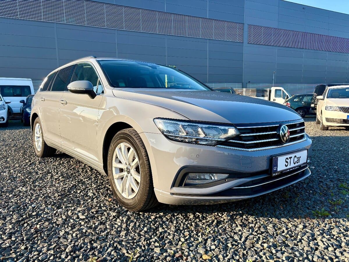 2022 Volkswagen PASSAT - 3