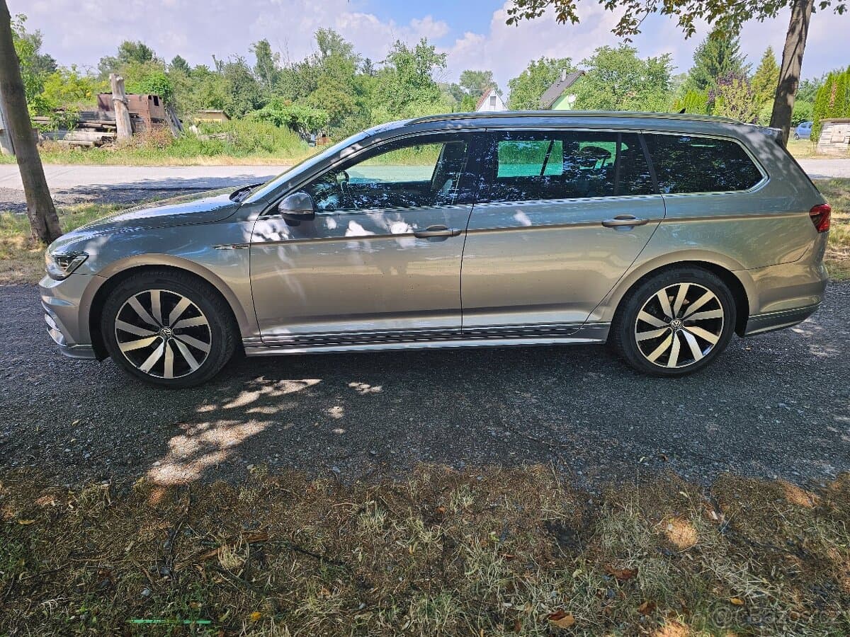 2018 Volkswagen PASSAT - 3