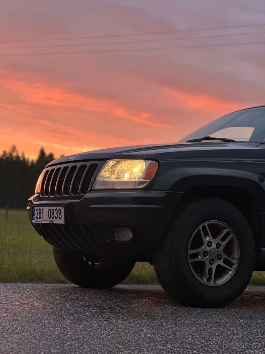 2000 Jeep CHEROKEE - 3
