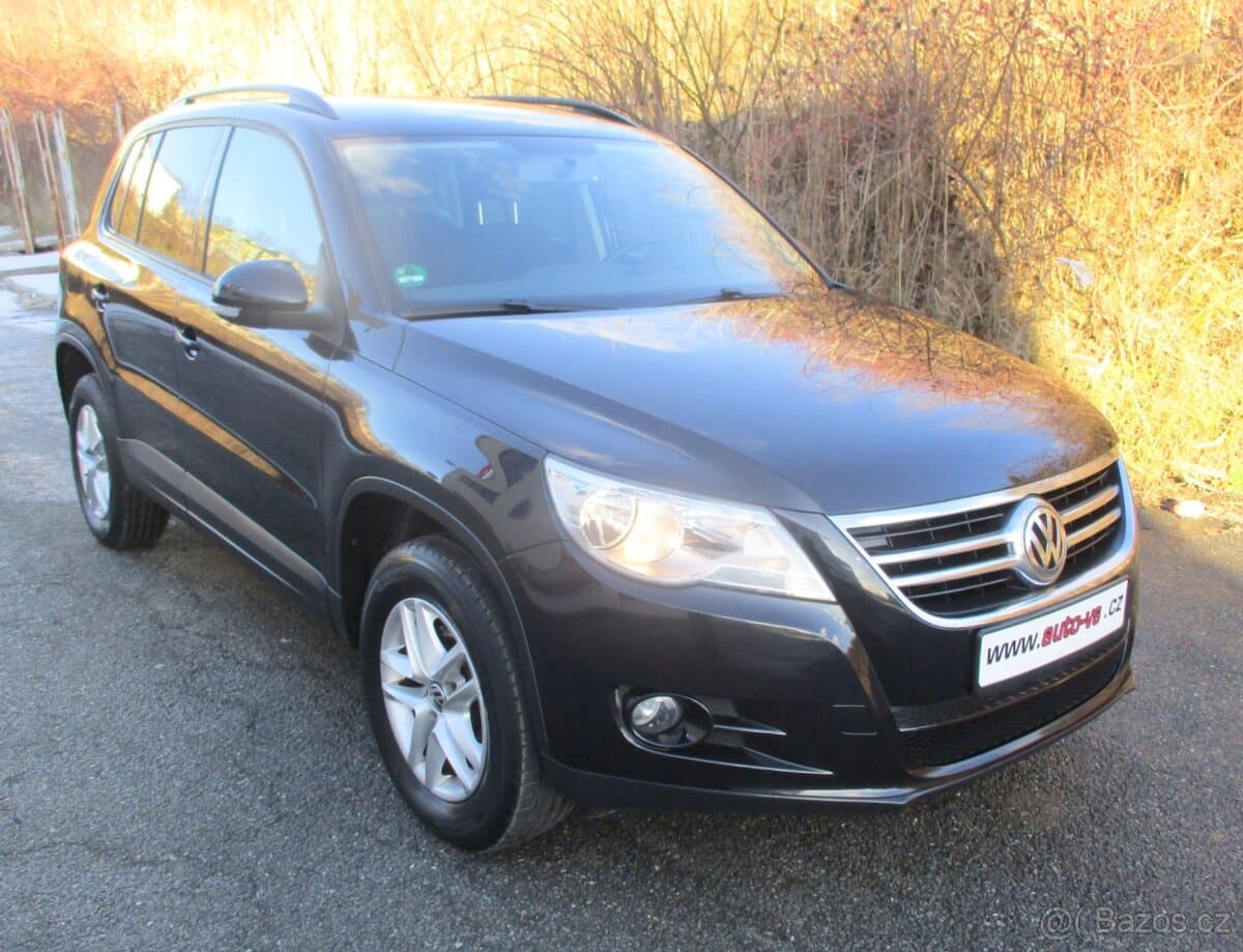 2011 Volkswagen TIGUAN - 3