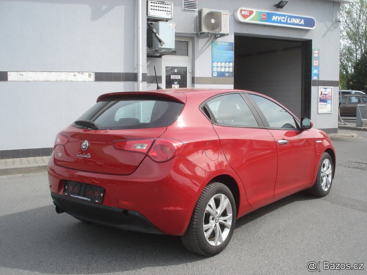 2015 Alfa Romeo GIULIETTA - 3