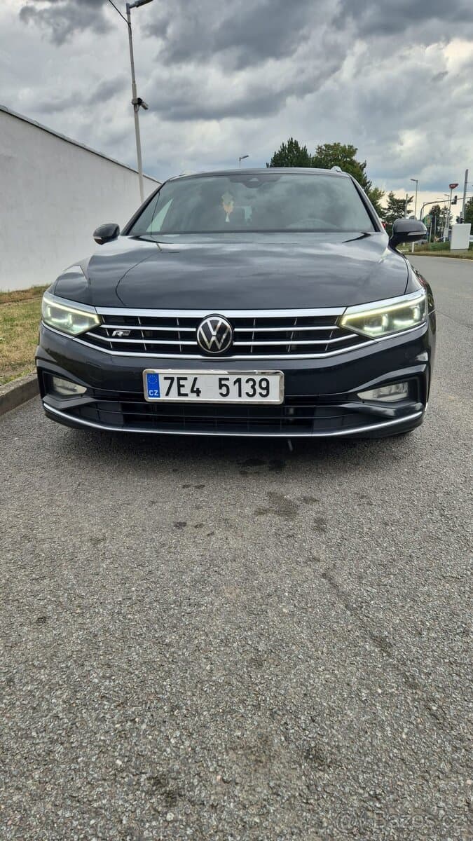 Volkswagen PASSAT - 3