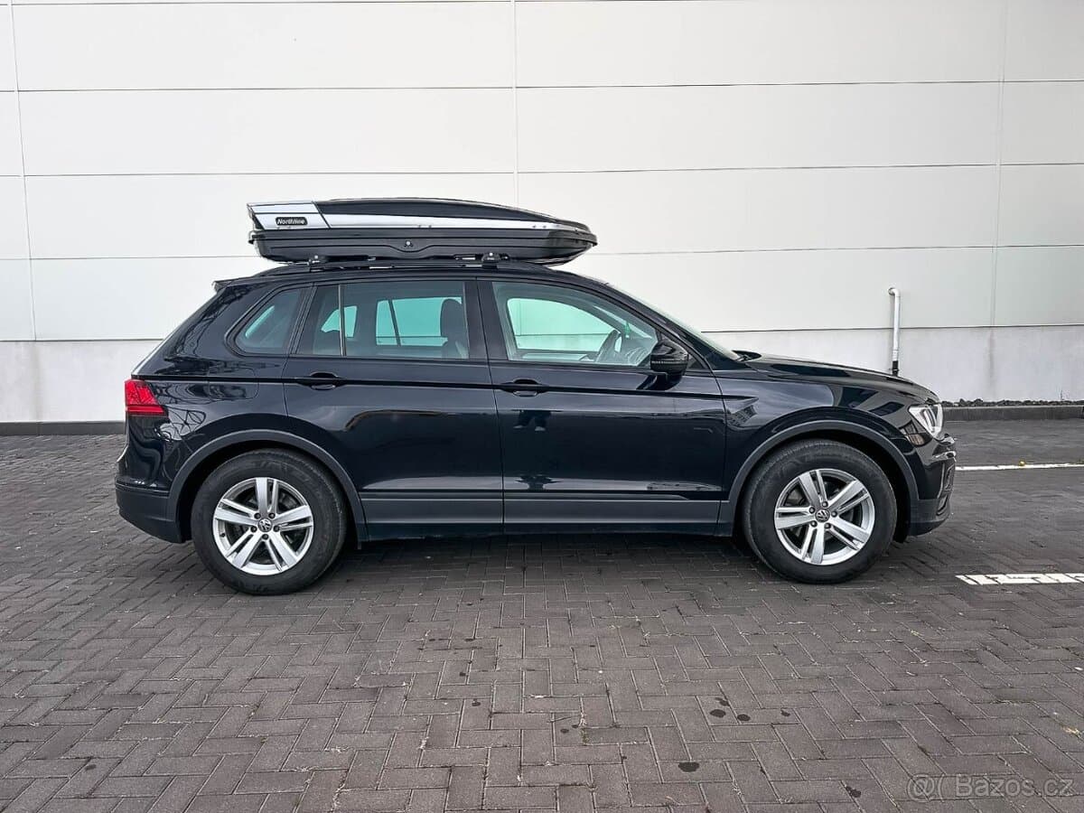 2017 Volkswagen TIGUAN - 3