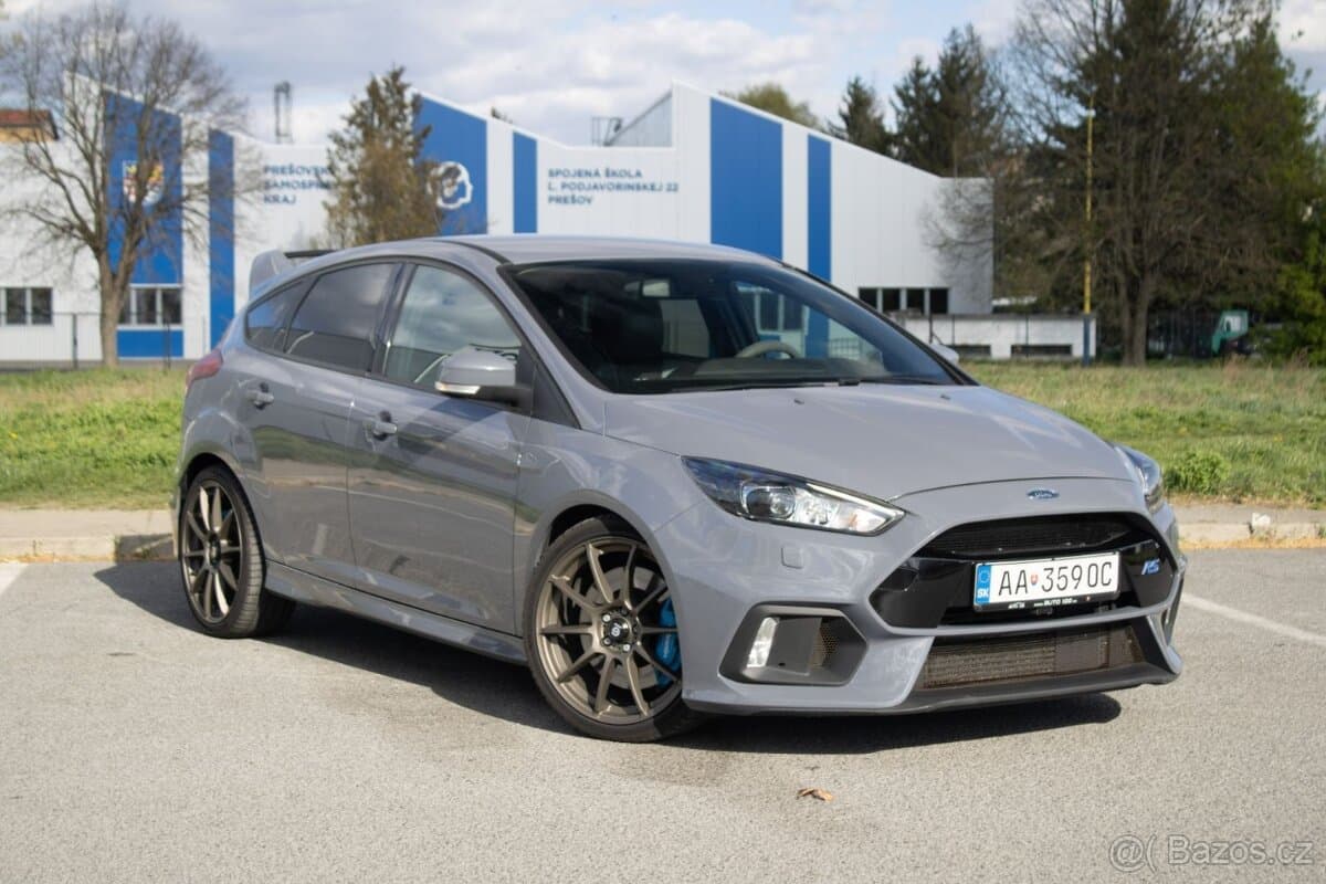 2017 Ford FOCUS - 3