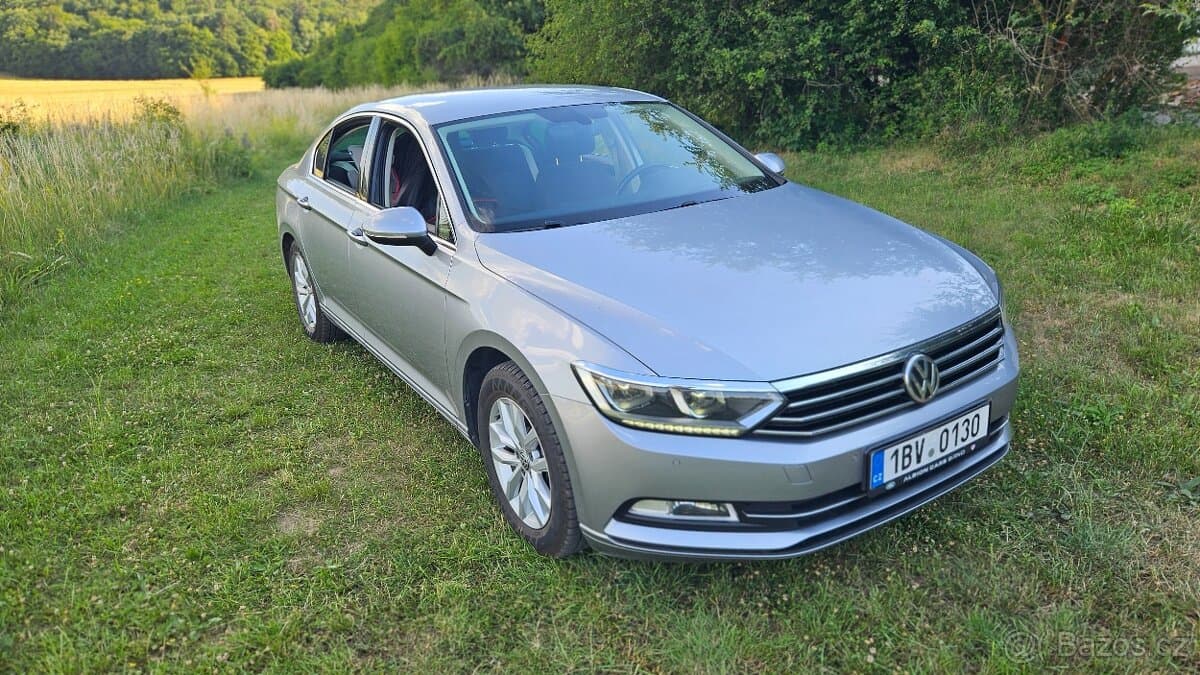 2018 Volkswagen PASSAT - 3