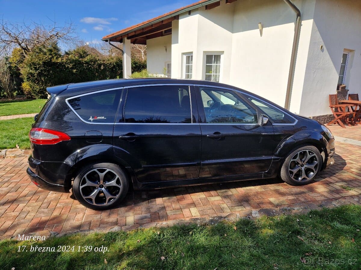 2012 Ford S-MAX - 3