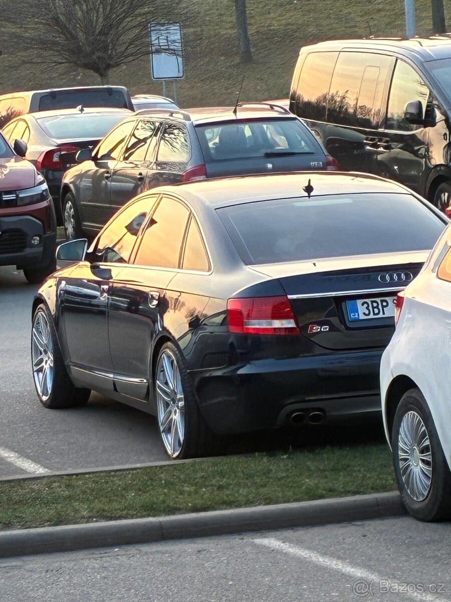 2006 Audi S6 - 3