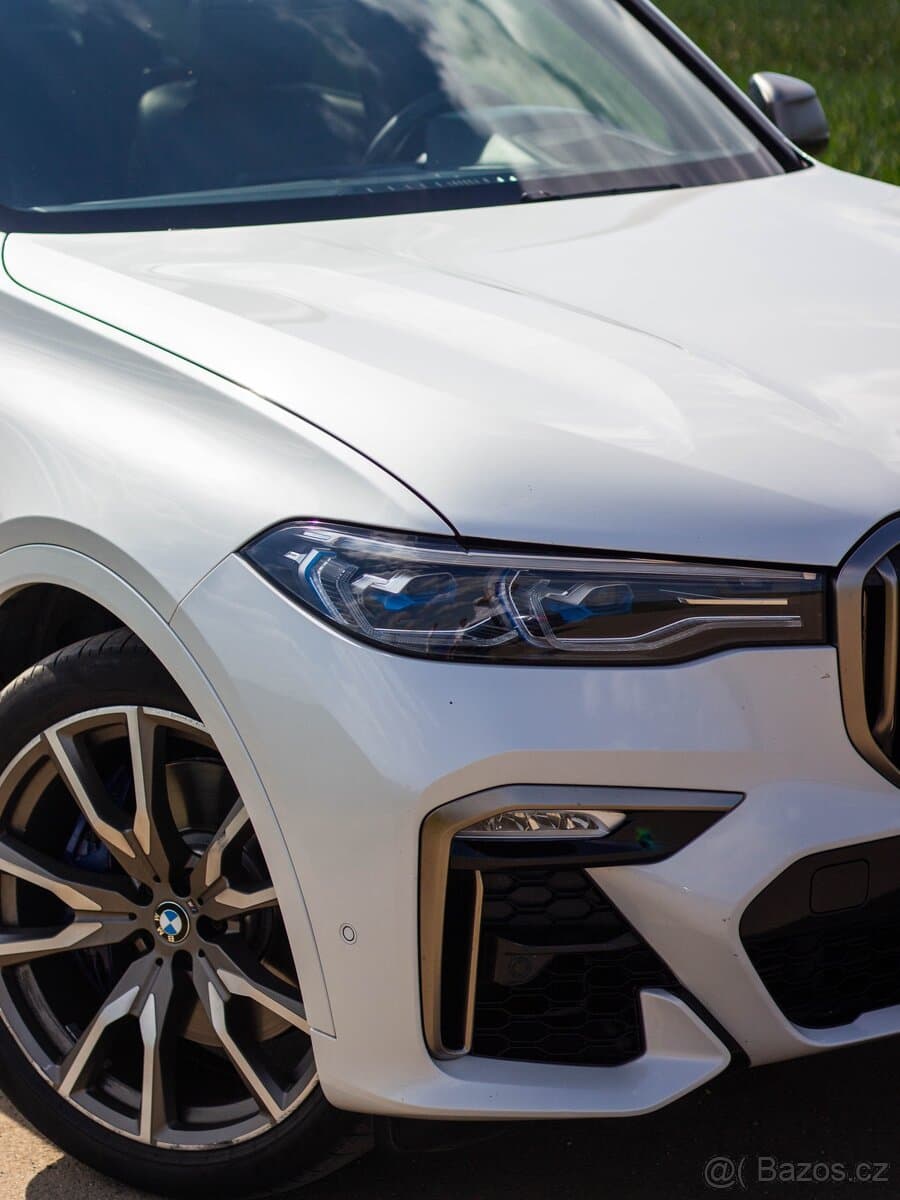 2020 BMW X7 - 3