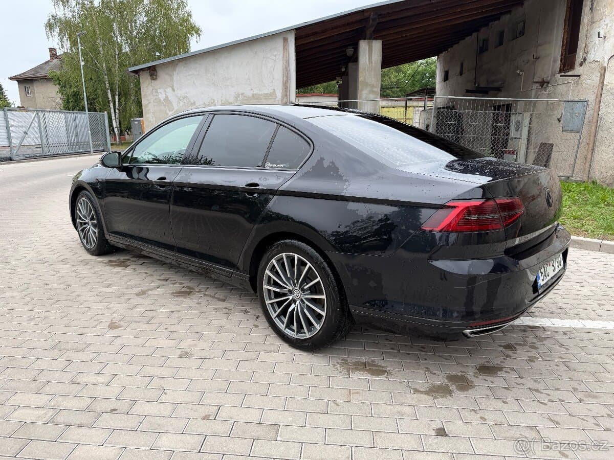 2015 Volkswagen PASSAT - 3