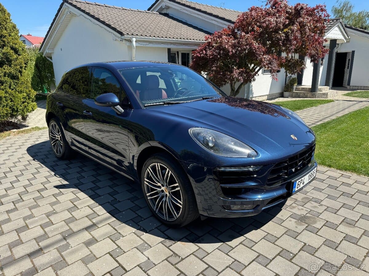 2015 Porsche MACAN - 3