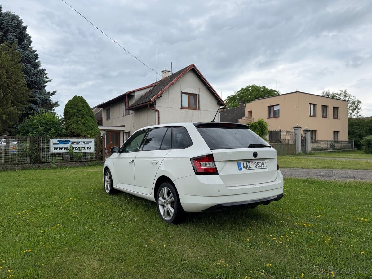 2015 Škoda FABIA - 3