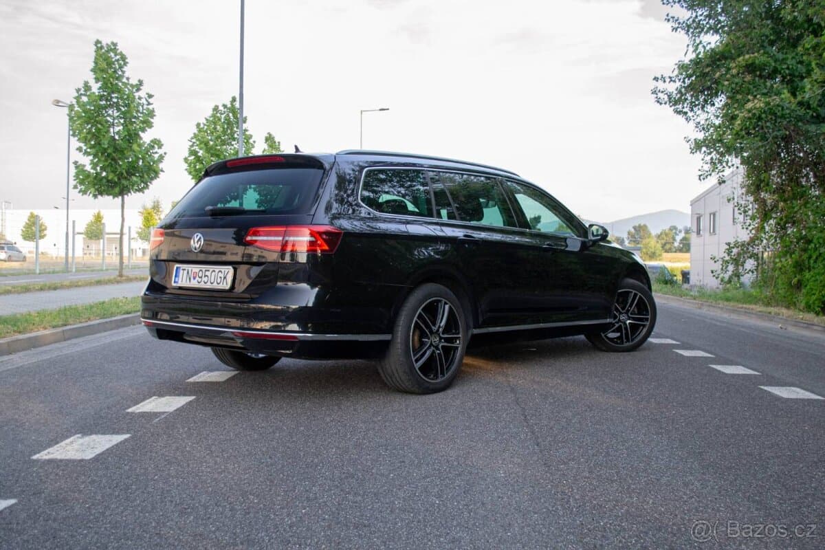 2018 Volkswagen PASSAT - 3