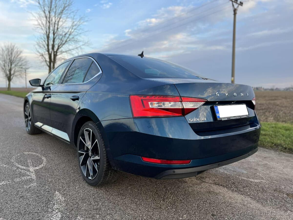 2021 Škoda SUPERB - 3