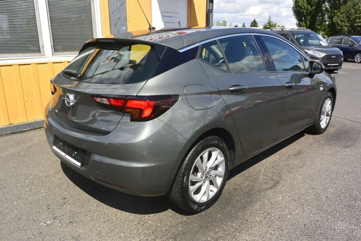 2020 Opel ASTRA - 3