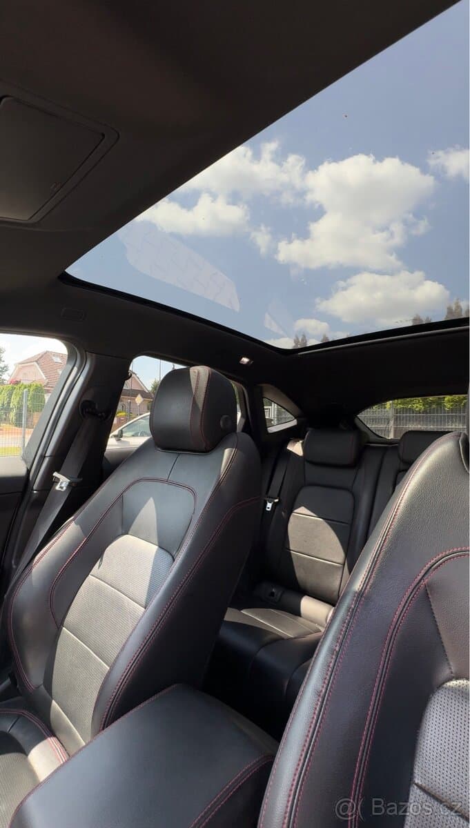 2020 Jaguar E-PACE - 3