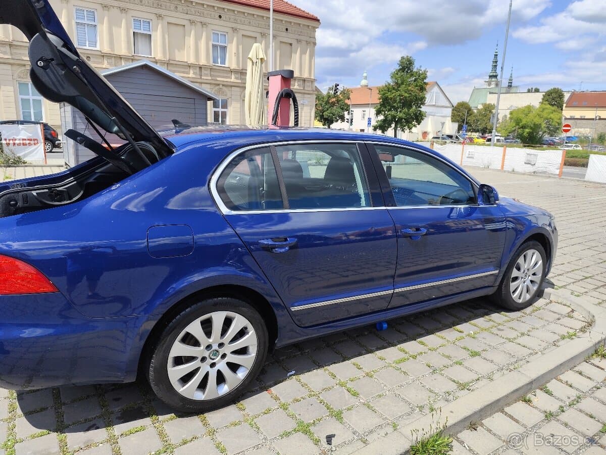 2010 Škoda SUPERB - 3