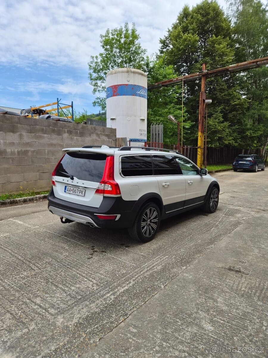 Volvo XC70 - 3