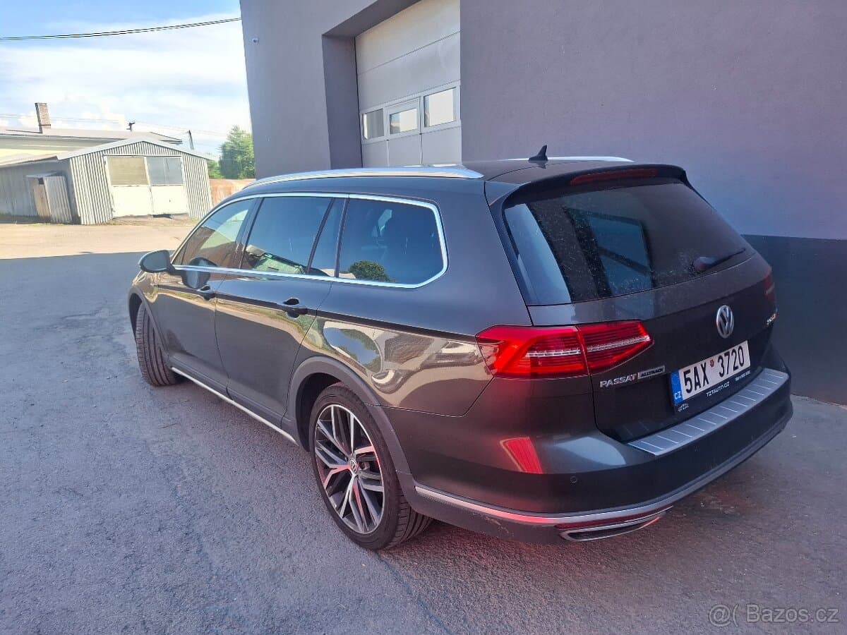 2016 Volkswagen PASSAT - 3