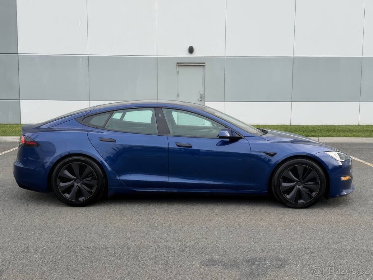 2022 Tesla MODEL S - 3