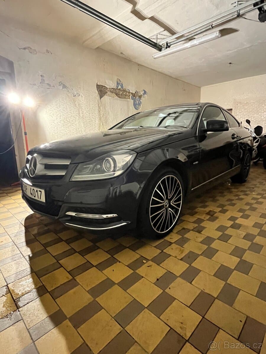 2011 Mercedes-Benz OSTATNÍ - 3