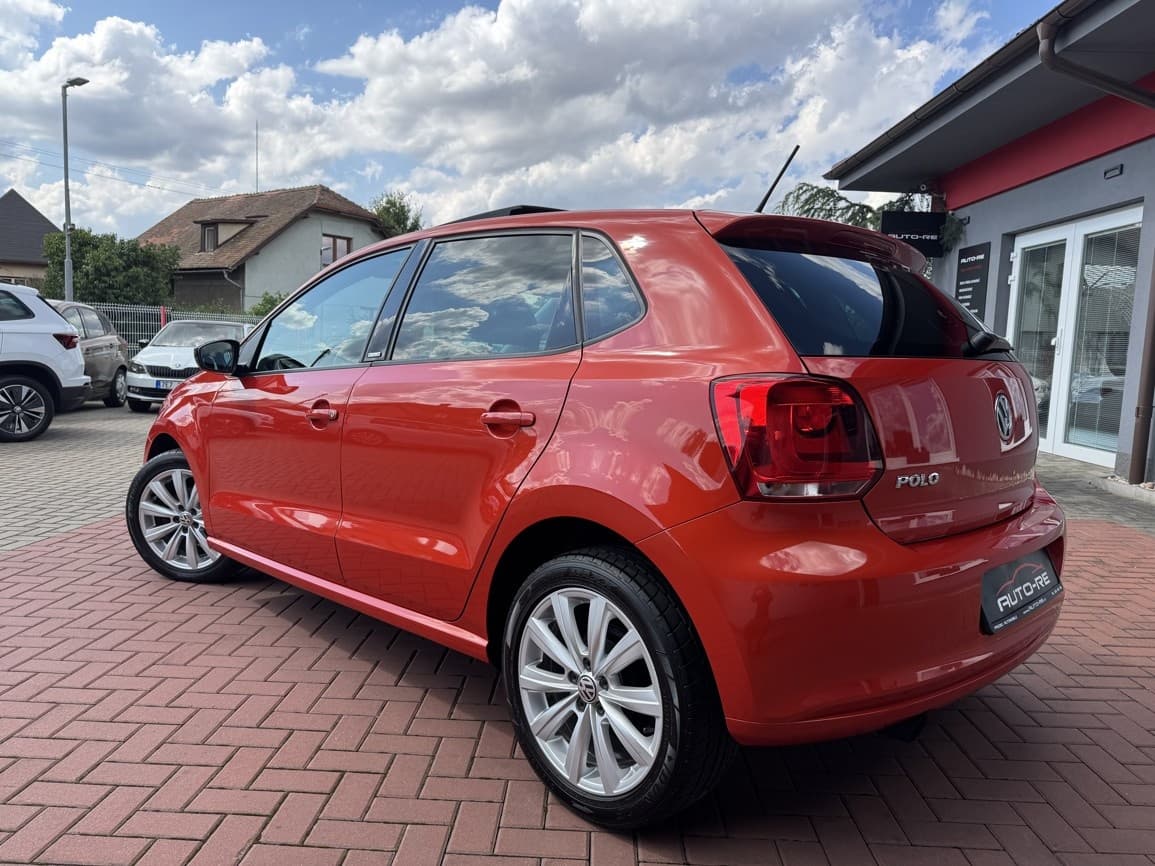 2011 Volkswagen POLO - 3