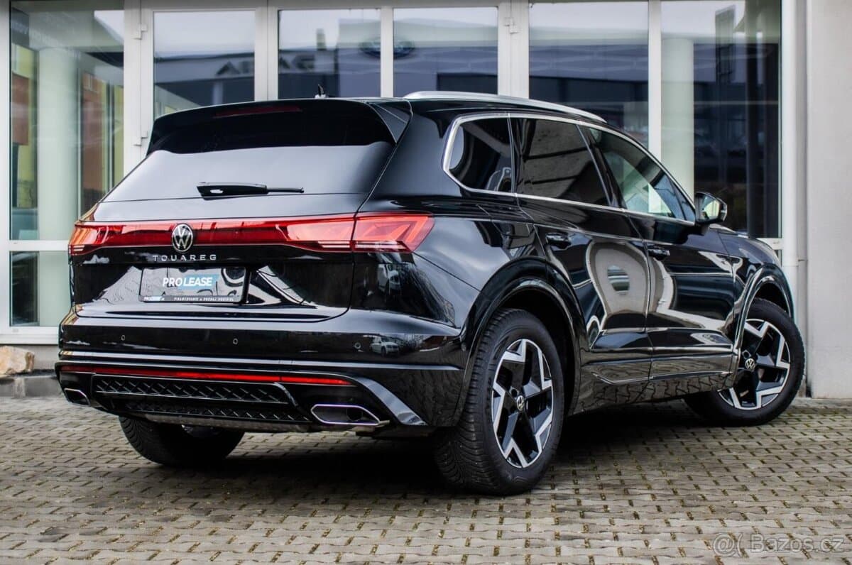 2025 Volkswagen TOUAREG - 3