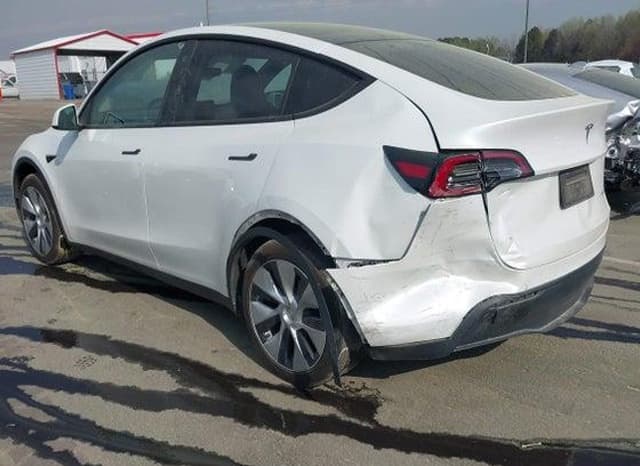 2023 Tesla MODEL Y - 3