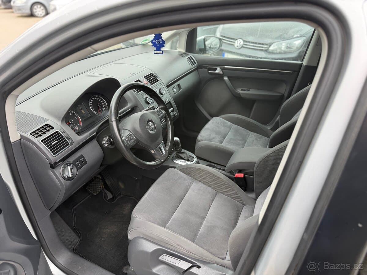 2011 Volkswagen TOURAN - 3
