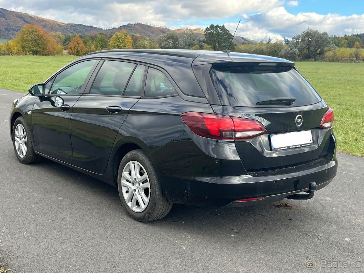 2020 Opel ASTRA - 3