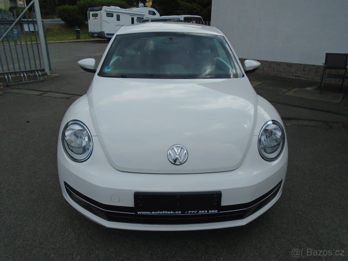 2013 Volkswagen BEETLE - 3