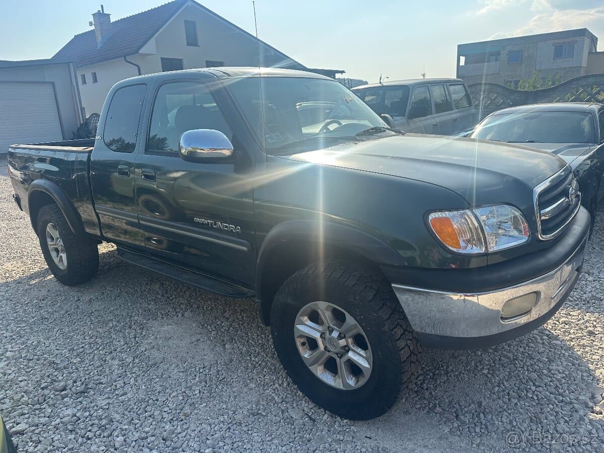 2002 Toyota TUNDRA - 3