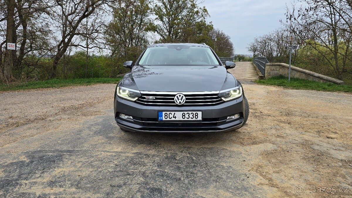 Volkswagen PASSAT - 3