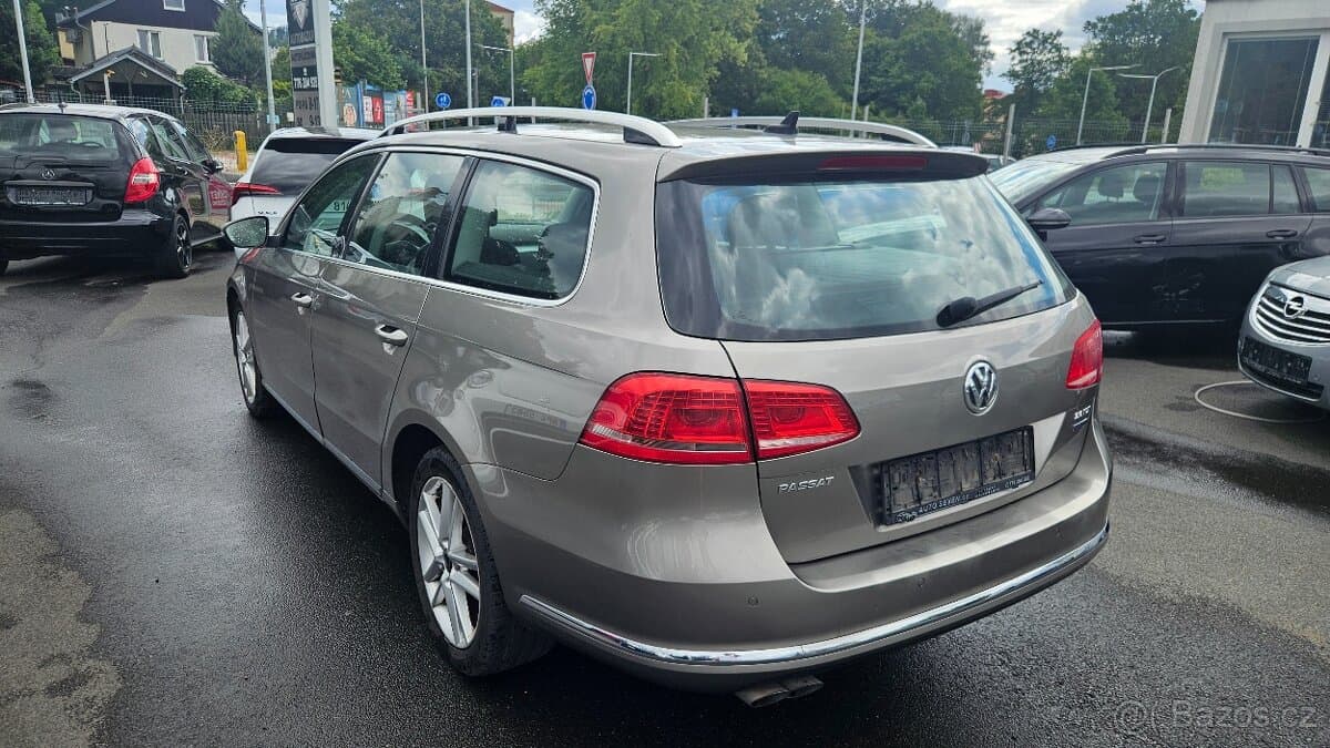 2013 Volkswagen PASSAT - 3
