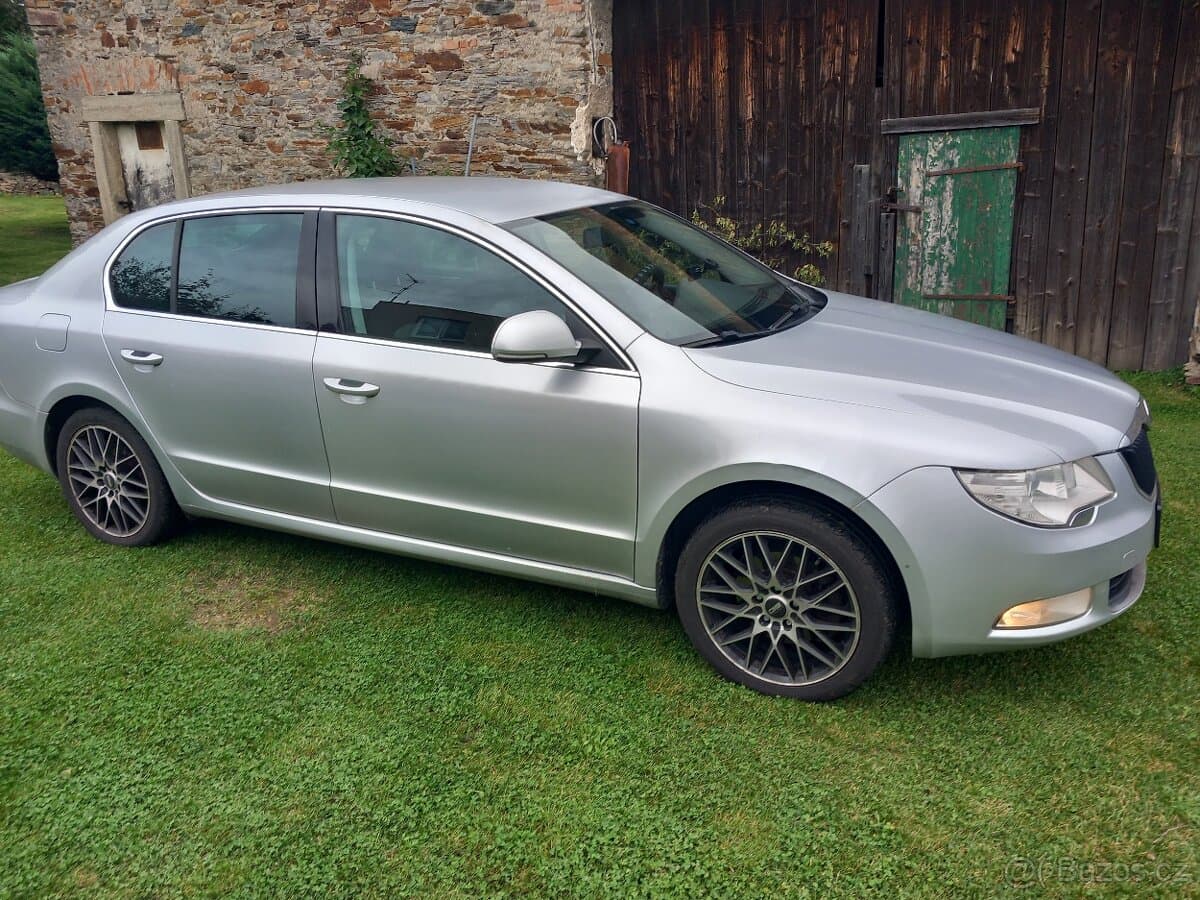 2011 Škoda SUPERB - 3