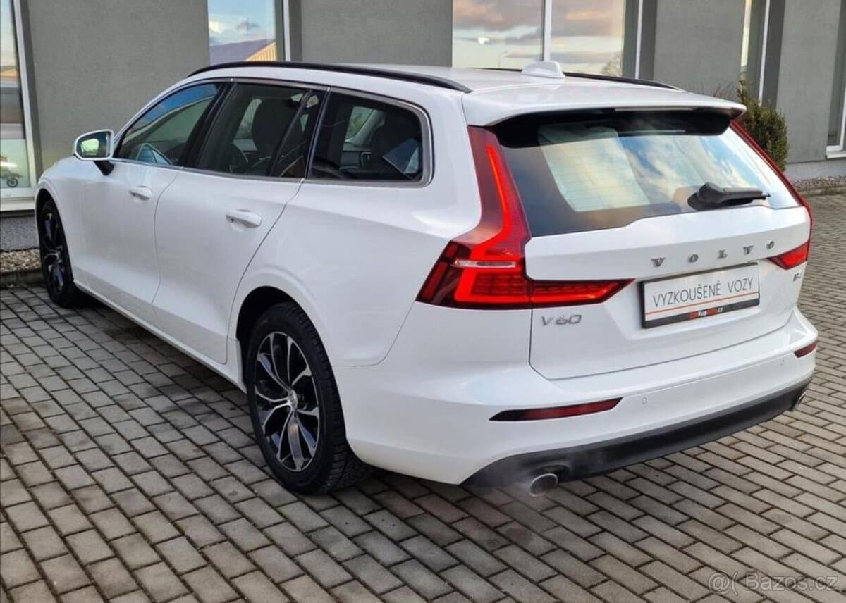 2022 Volvo V60 - 3