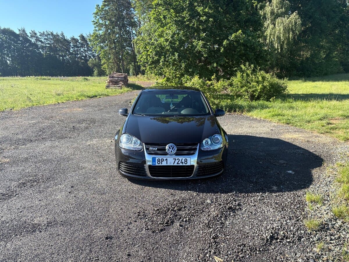 Volkswagen GOLF - 3