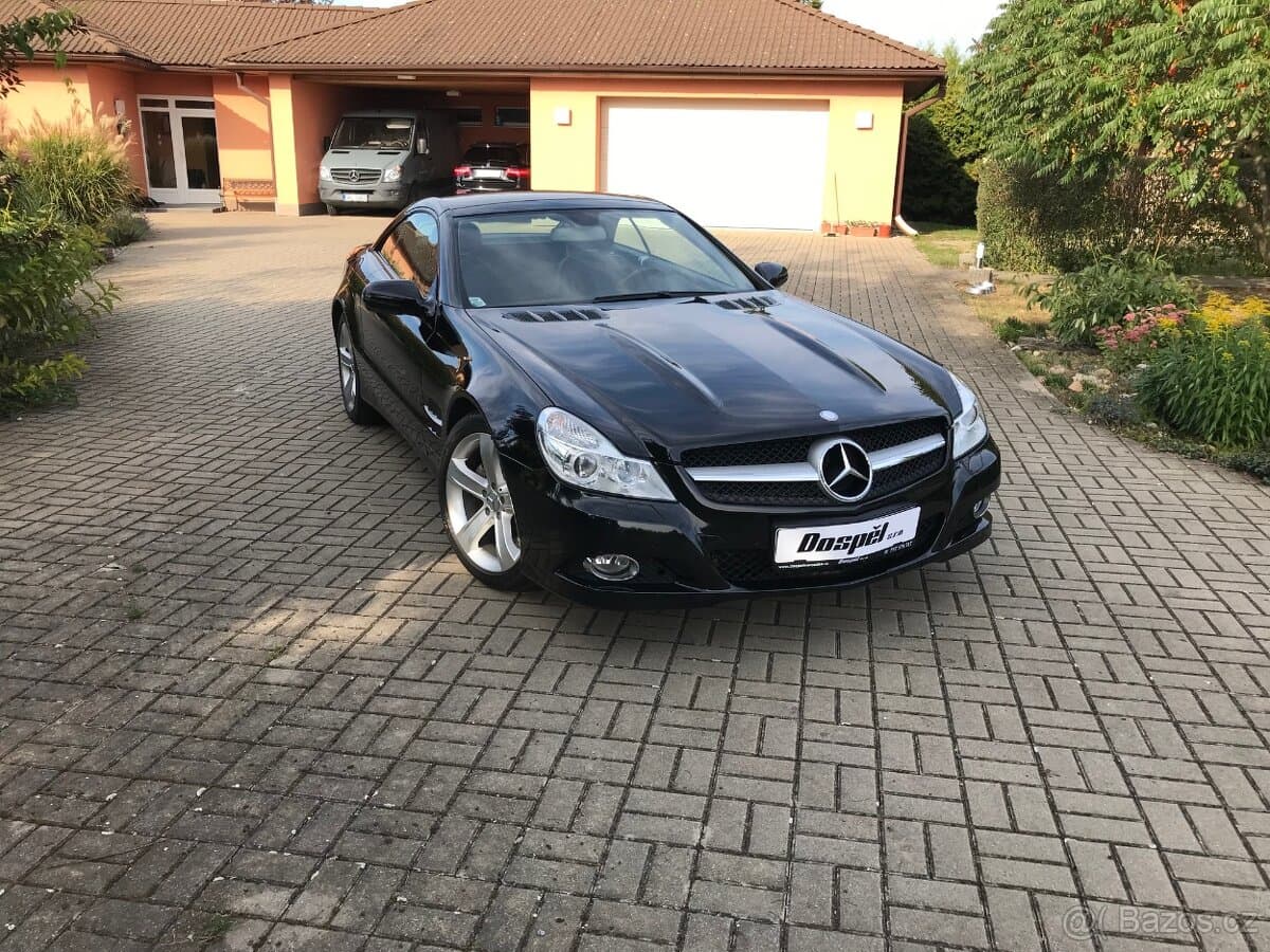 2009 Mercedes-Benz SL - 3