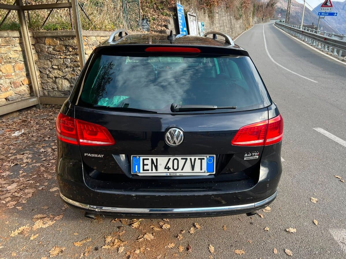 2013 Volkswagen PASSAT - 3