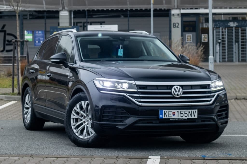 2020 Volkswagen TOUAREG - 3