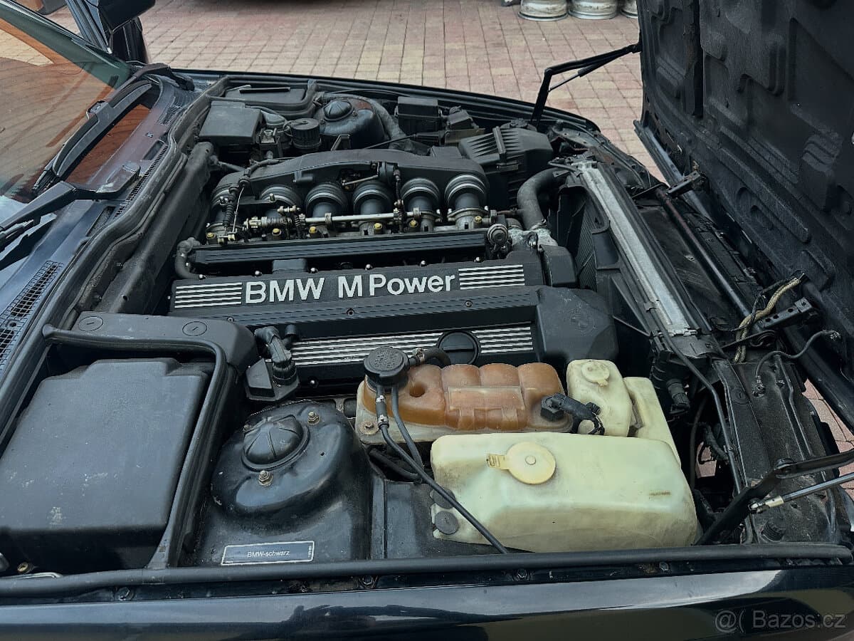 1989 BMW M5 - 3