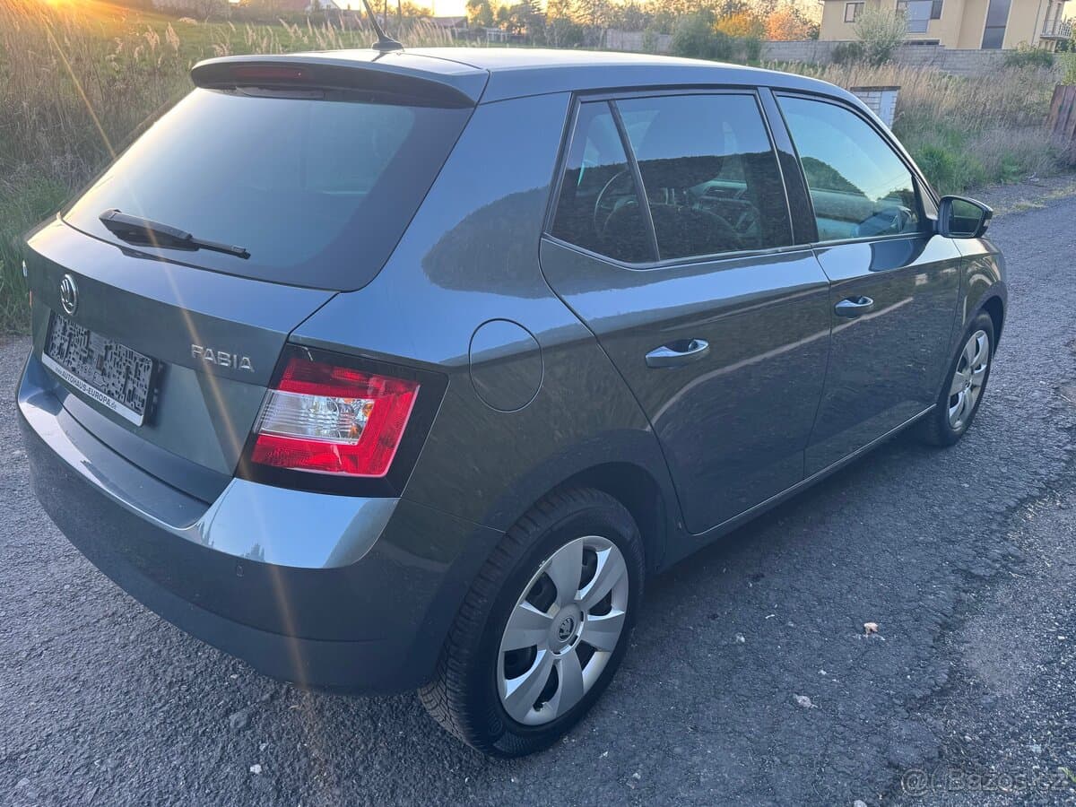 2016 Škoda FABIA - 3