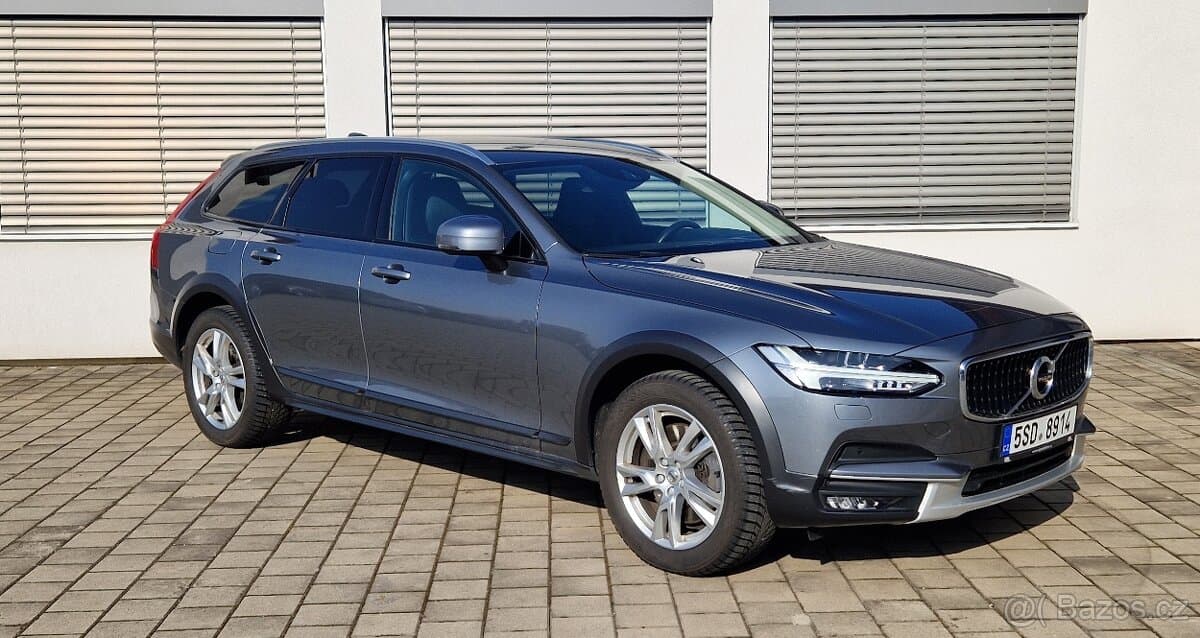 2017 Volvo V90 - 3