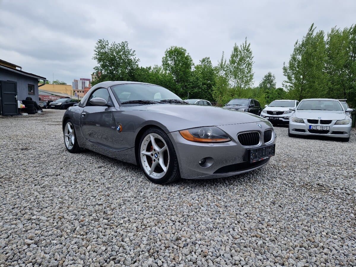 2004 BMW Z4 - 3