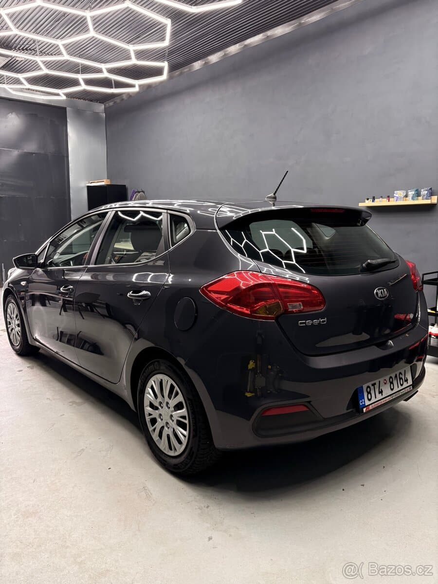 2012 Kia PROCEED - 3